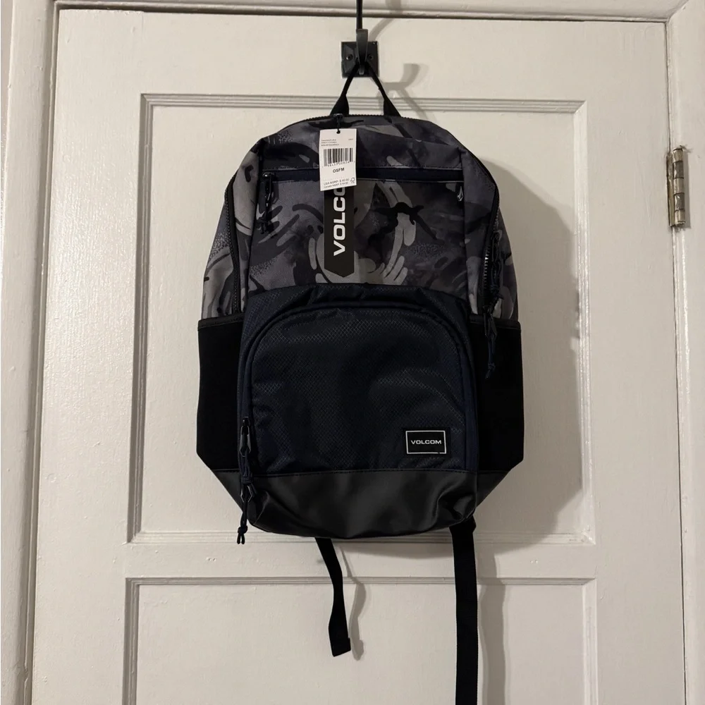 Volcom dark blue